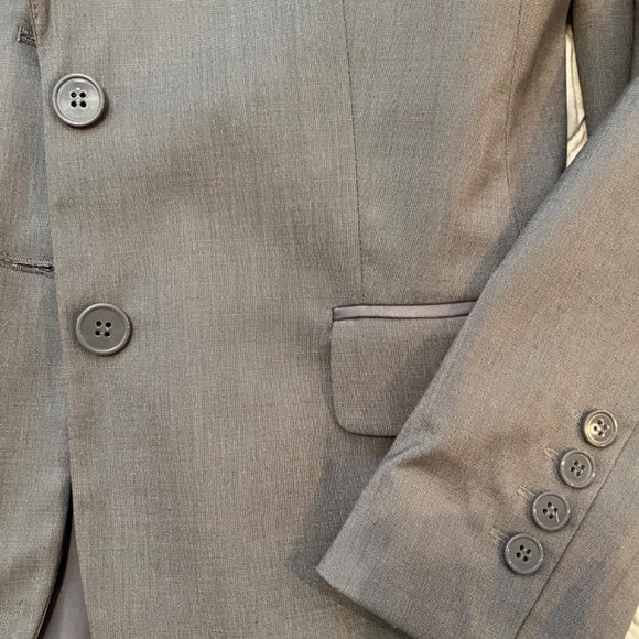 NEW YORK & CO Grey Suit Jacket Buttons Size 10 Tall - Picture 2 of 4